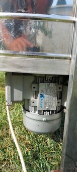 Medomet elektrický, 6ti rámkový, zvratný - 5