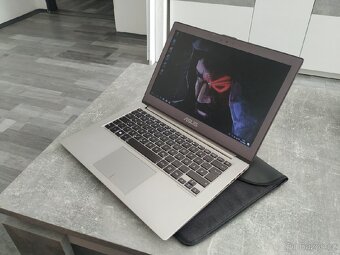 Asus UX32A - 5