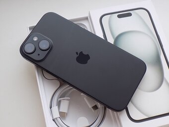 APPLE iPhone 15 128GB Black - ZÁRUKA - TOP STAV - 5