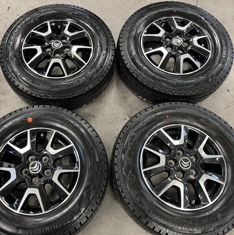 Alu 6x16 5x118 ET68 pneu 225/75/16 116Q - 5