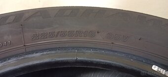 Firestone Roadhawk 225/55 R16 95V 4,5-5mm - 5