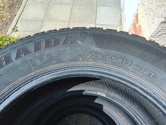 225/65R17 - 5