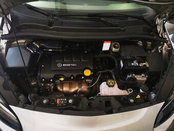 Opel Corsa E 1.4i - 5