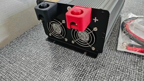 Invertor, střídač 12V/110V 60Hz 3000W - 5