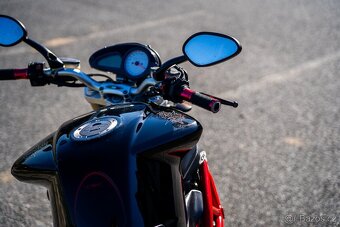 MV Agusta Brutale 910 - 5