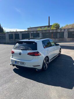 Golf 7 GTI 2.0 TSI - 5
