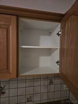 Masivní kuchyňská linka se spotřebiči - 5