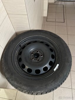 zimní pneu 195/60 R16 DOT 4321 + disky 6Jx16 et35 5x100 - 5