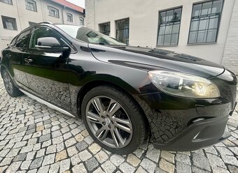 VOLVO V40 CROSS COUNTRY 2.5 T5 187KW 4x4 SUMMUM-AUTOMAT-ACC - 5