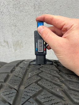 235/45R18 98V CONTINENTAL zimní pneumatiky 6,7mm - 5