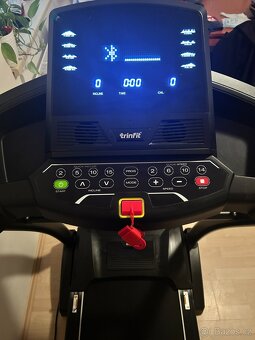 Běžecký pás TRINFIT Gara T300i - 5