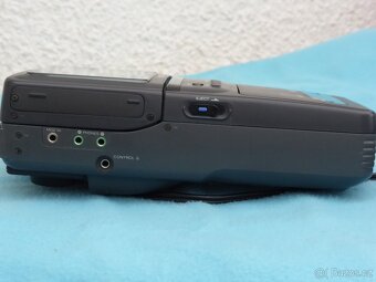 SONY Video WALKMAN GV-300E sbírková rarita - 5