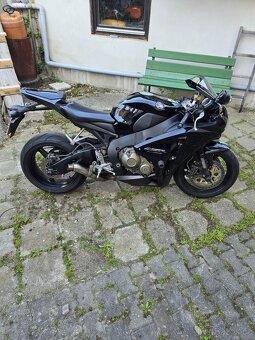 Honda cbr 1000 rr - 5