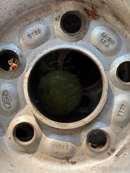 Komplet 4 kola pneu 195/65/R15 vc. Disku orig Ford - 5