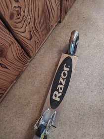 Koloběžka RAZOR Autentick A 125 - 5