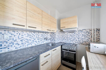 Prodej bytu 1+kk, 29 m², Hradec Králové, ul. Urxova - 5