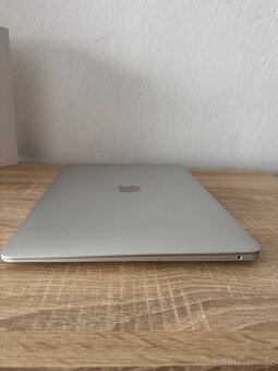 MacBook Air 13” 2020 Intel i3 - 5