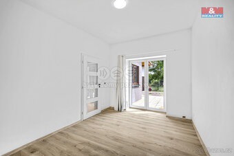Prodej bytu 3+1, 106 m², Hradec Králové, ul. Pražská třída - 5