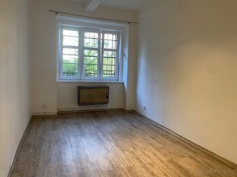Pronájem 2+1, 50m2, Vršovice, byt po částečné rekonstrukci - 5