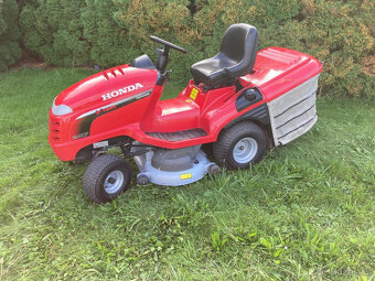Zahradní traktor Honda 2417 - 5