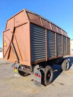 Nákladní traktorový přívěs - silážní - 5