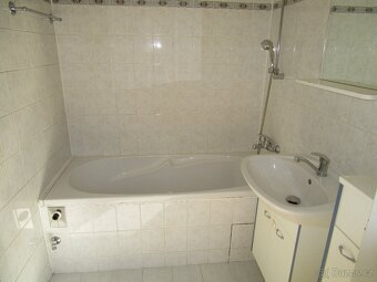 Pronájem bytu 3+1 73 m² Vsetín, Dolní Jasenka - 5