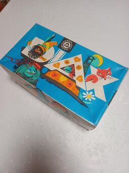 DĚTSKÁ RETRO  PROMÍTAČKA DIAX 3  + 15 POHÁDEK Č.1 - 5