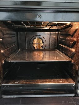 sklokeramický sporák s minutkou, kabel 220V - 5