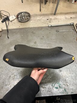 Yamaha r6 sedlo - 5