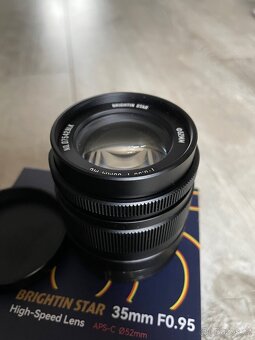 Sony a6000 + objektivy a příslušenství - 5