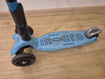 Koloběžka Micro maxi Deluxe skládací - 5