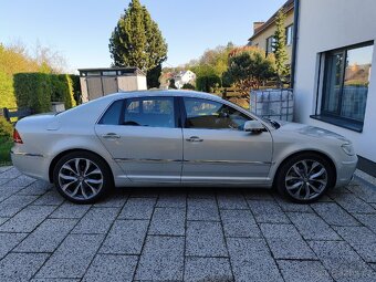 VW Phaeton 4.2 V8 - 5