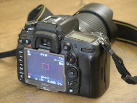 Nikon D7000 + Nikon 18-105 mm + karta 32GB - 5