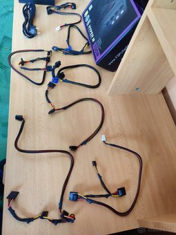 FSP Fortron Hyper M 700 ( Modulární ) - 5