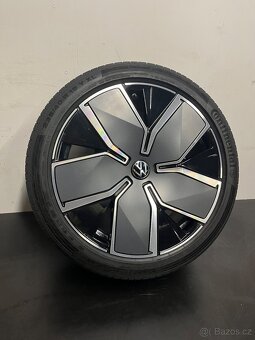 Passat B9 Nové letní sady R19 - 5