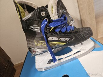 Bauer Vapor X4 JR - vel 1.5 D - Hokejové brusle - 5