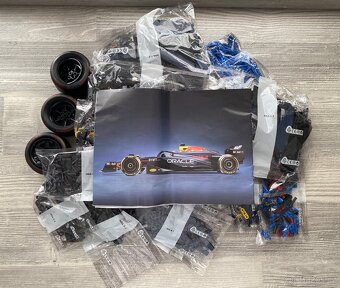 NOVÉ Red Bull Racing RB20 F1 - 1639ks kostek - 5