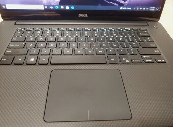 Zánovní notebook Dell XPS 15 9550, Core i7-8750H, SSD 256GB - 5