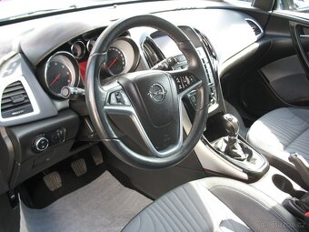 Astra Kombi 1,6 TDi-81 kW, 187.000,-Kč - 5