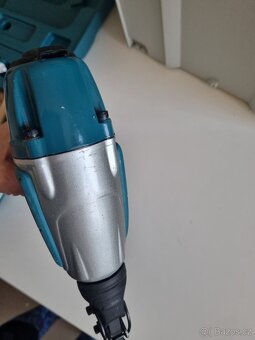 Hřebíkovačka MAKITA AF506 - 5