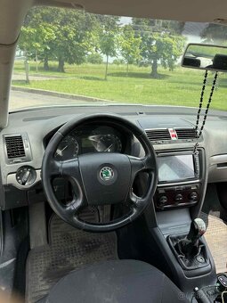 Škoda Octavia 2 - 5