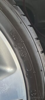 Kola alu VW Alloy 235/40 R18 Nokian - 5