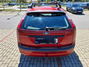 Ford Focus 1,6i, 2006 - 5