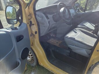 Renault Trafic 1.9 - 5
