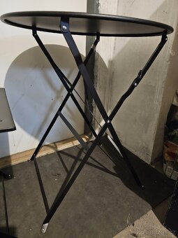 Set dvou židlí a stolku - 5