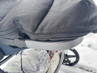 Prodám Joolz Day 5 v barvě Navy blue - 5