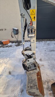 minibagr Takeuchi TB 216 V4 - 5