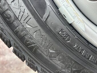 Zimní nepoužitá sada VW Transporter 215/60/17C - 5