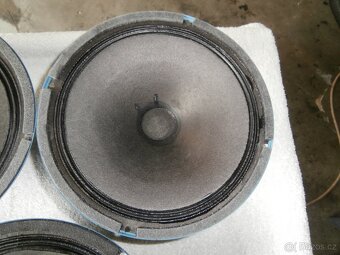 REPRO TESLA ARO 666 - 5