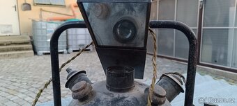 Divadelní reflektor z  třicátých let - 5